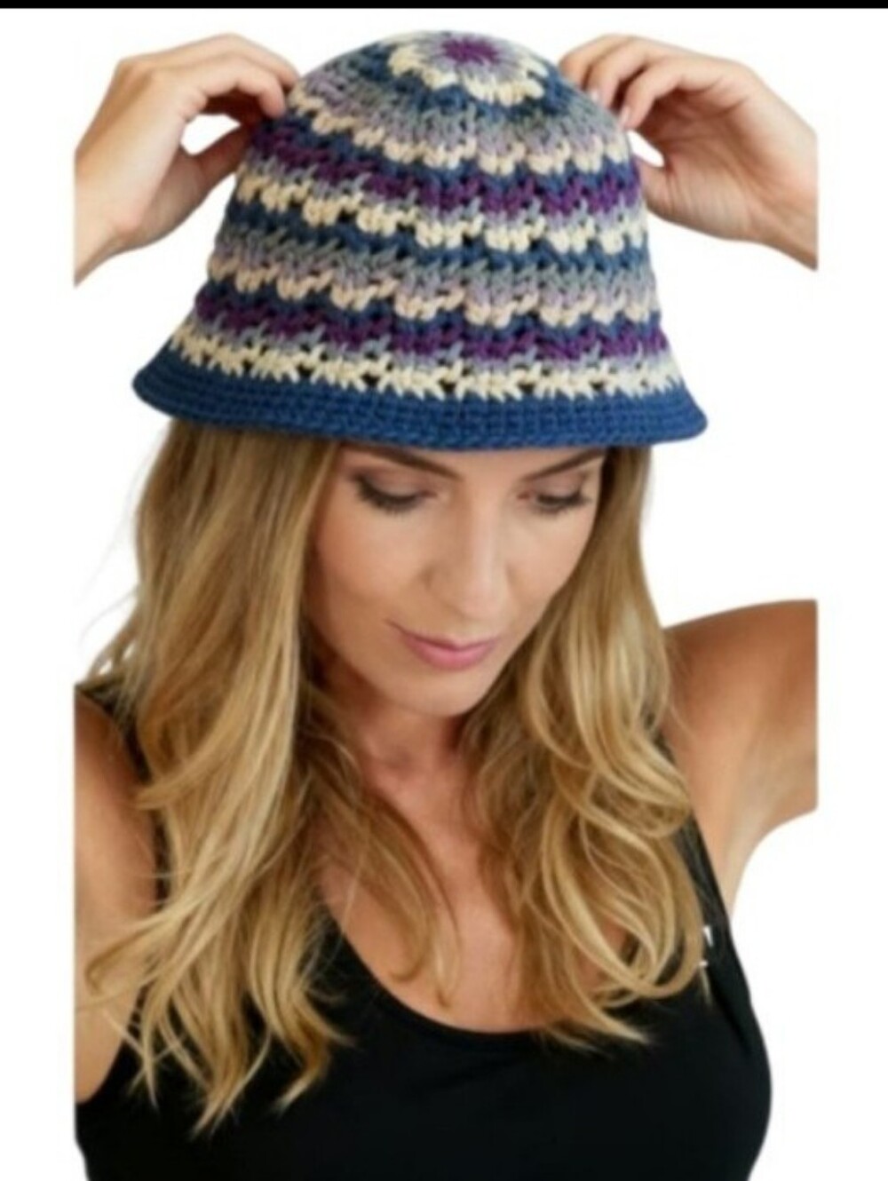 "American Eagle Outfitters" Excellent Condition Multi-color Crochet Bucket Hat